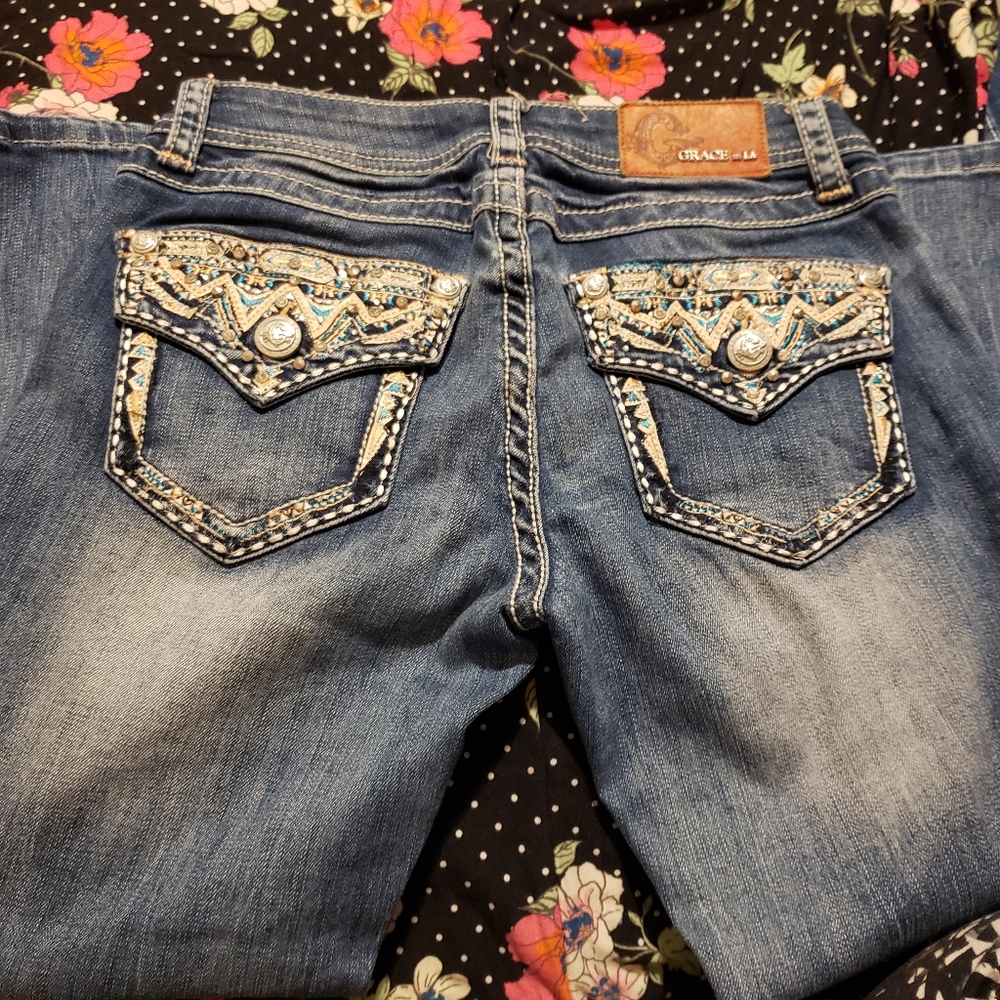 Capris - Picture 2 of 3